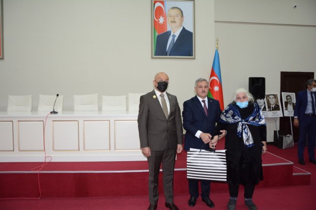 Tərtərdə 8 Noyabr-Zəfər Günü ərəfəsində Vətən müharibəsi şəhidlərinin ailə üzvləri ilə görüş keçirilib