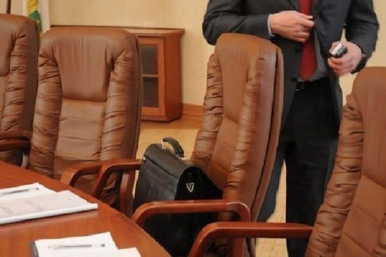 Sərəncamlarını gözləyən başçılar... KİMLƏRDİR?